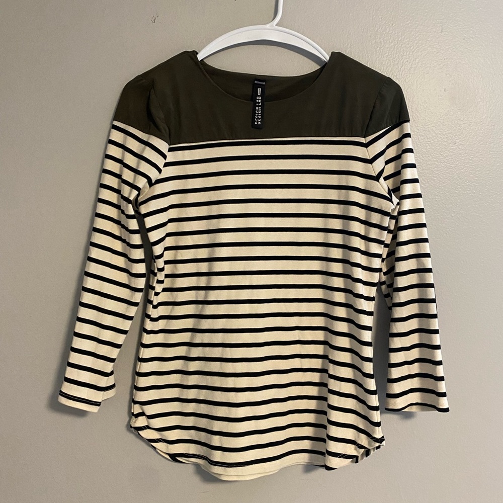 Design Lab Striped Quarter Sleeve Top